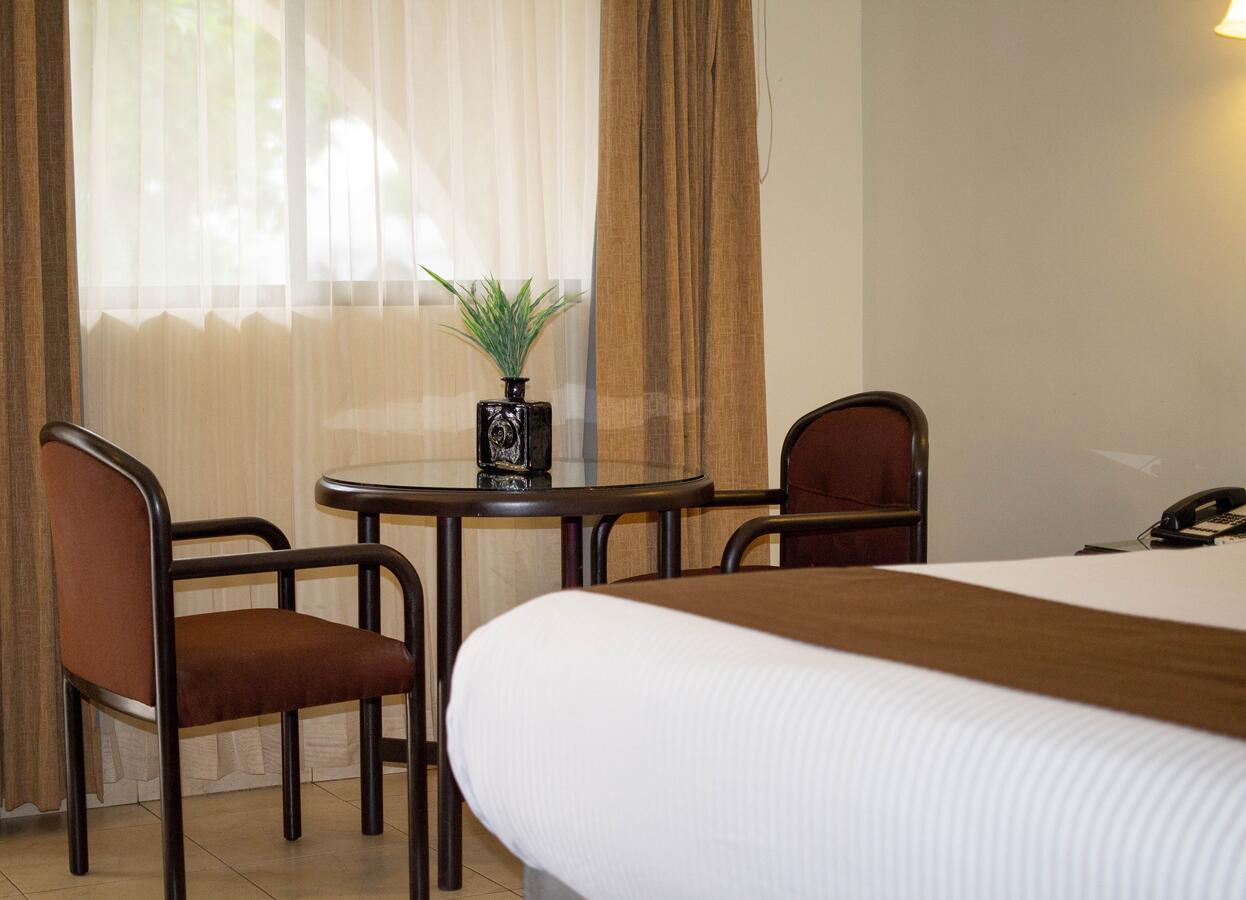 Hotel Del Rio 纳沃华 外观 照片