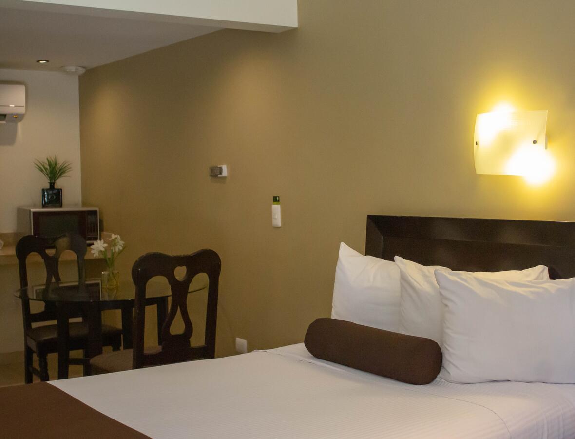 Hotel Del Rio 纳沃华 外观 照片
