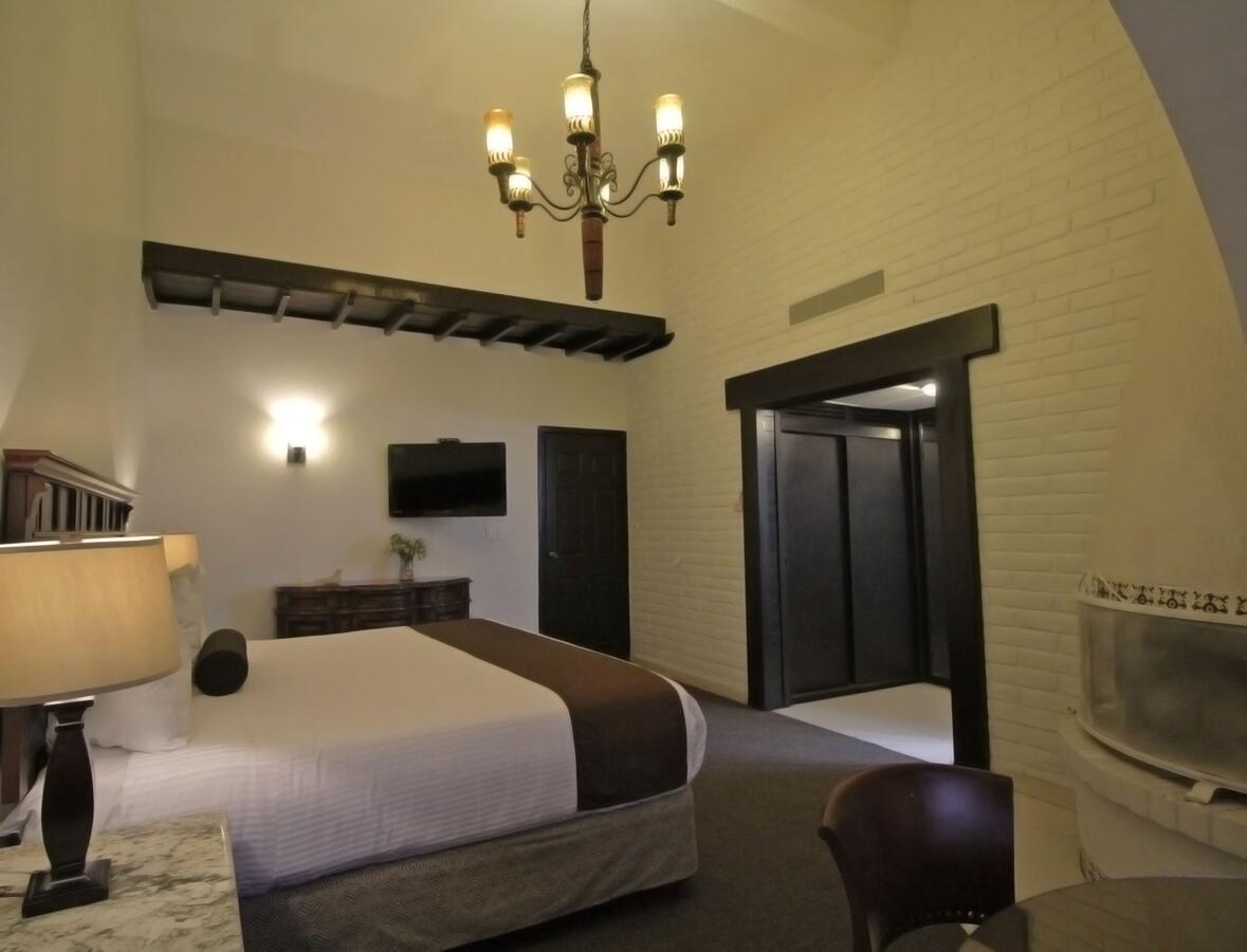 Hotel Del Rio 纳沃华 外观 照片