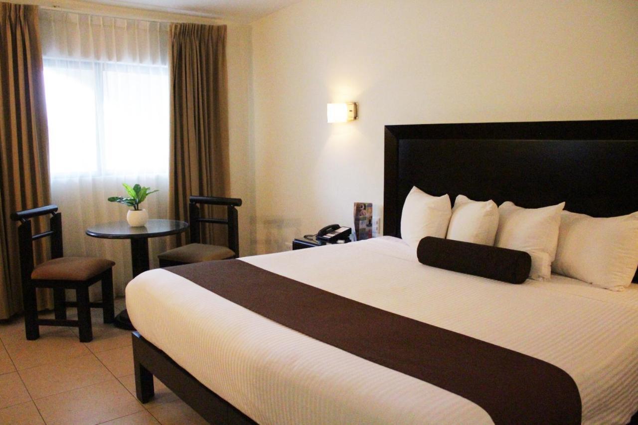 Hotel Del Rio 纳沃华 外观 照片
