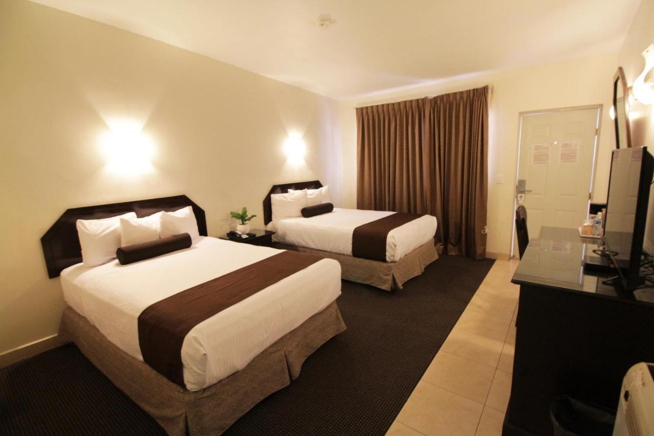 Hotel Del Rio 纳沃华 外观 照片